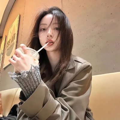 阳台上的坏女孩